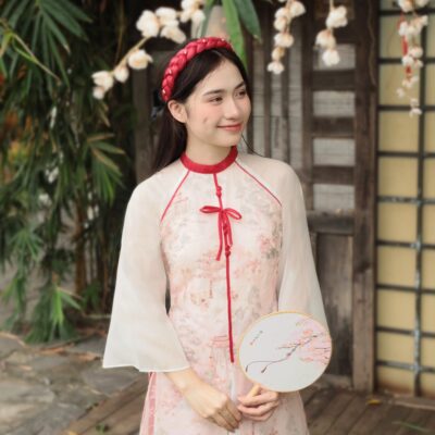 Áo dài Mộc Tranh xẻ tà thêu nổi