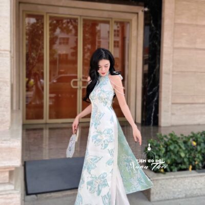 Áo dài Thư Kỳ cổ yếm gấm hoa nổi cao cấp