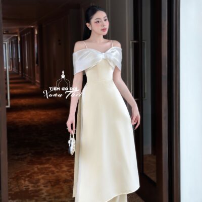 Áo dài Uyển Băng trễ vai