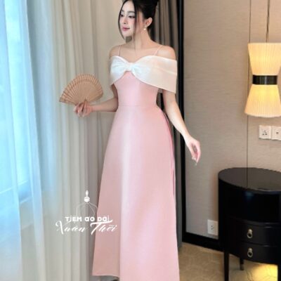 Áo dài Uyển Băng trễ vai