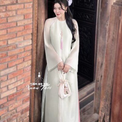 Áo dài Tứ Phủ gấm cao cấp xẻ tà
