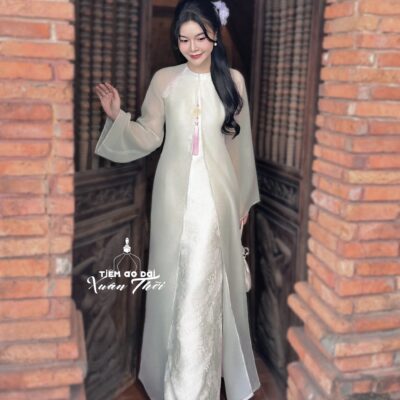 Áo dài Tứ Phủ gấm cao cấp xẻ tà